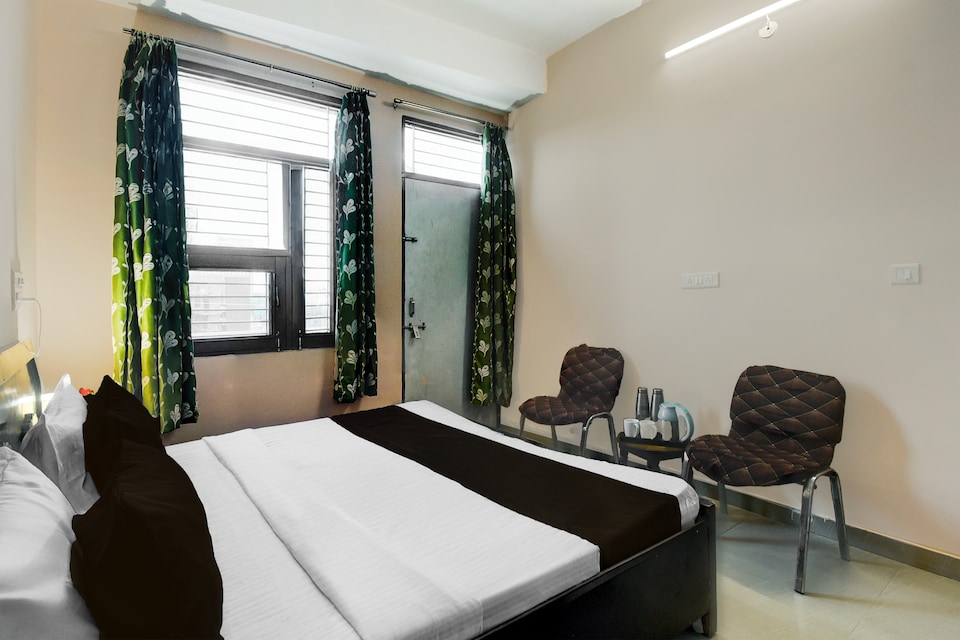 Hotel O IC Guest House Bhankrota Bus Stop, Vaishali Nagar Jaipur, Jaipur