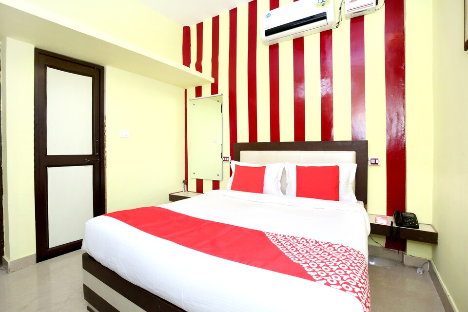 OYO 12038 Hotel Alishan, South Chandigarh, Chandigarh