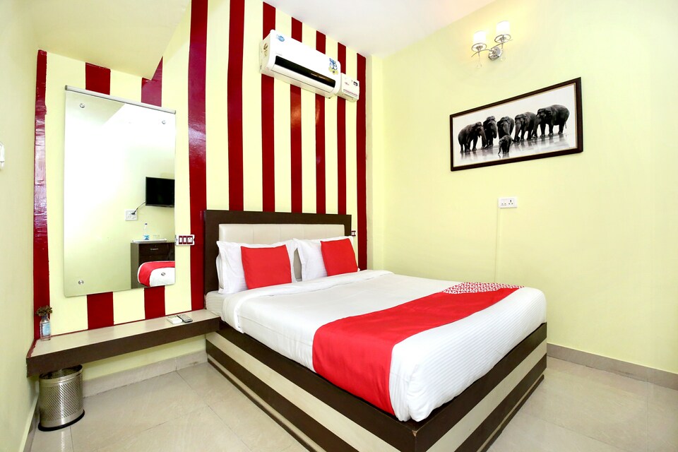 OYO 12038 Hotel Alishan, South Chandigarh, Chandigarh