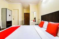 Flagship Hotel Rising Sun