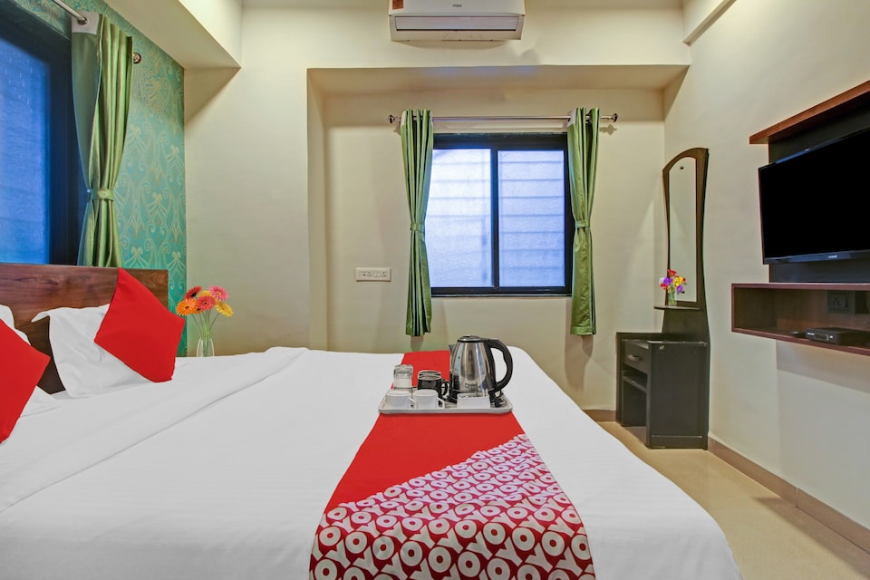 Flagship 92834 Dwarka Lodging & Boarding, Katraj Khed Shivapur Pune, Pune