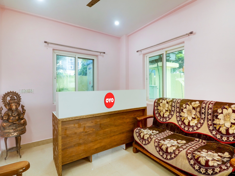 OYO OYO92853LEOGRAND, Kondapur, Hyderabad