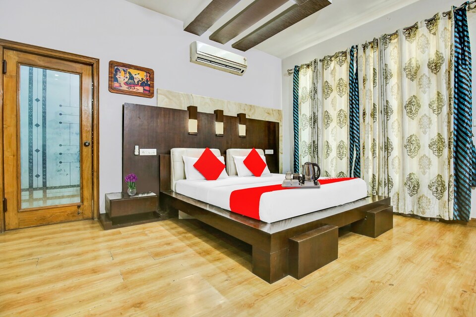 Flagship Kunal & Super Kings, Panchkula, Panchkula
