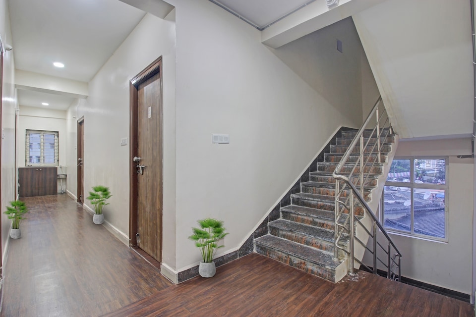 Hotel O JAHNAVI GROUP NEAR KIMS HOSPITAL, Kondapur, Hyderabad