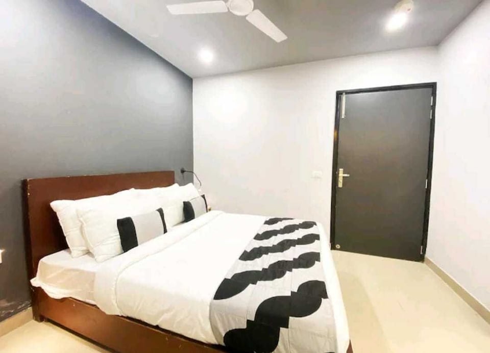 OYO Hotel Family Ties, Sigra, Varanasi