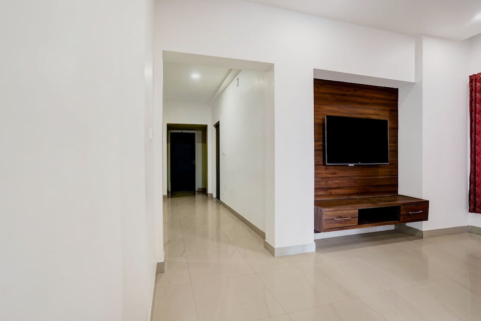 Hotel O Ashok Nagar Near JNTU College, Ramaraopet Kakinada, Kakinada