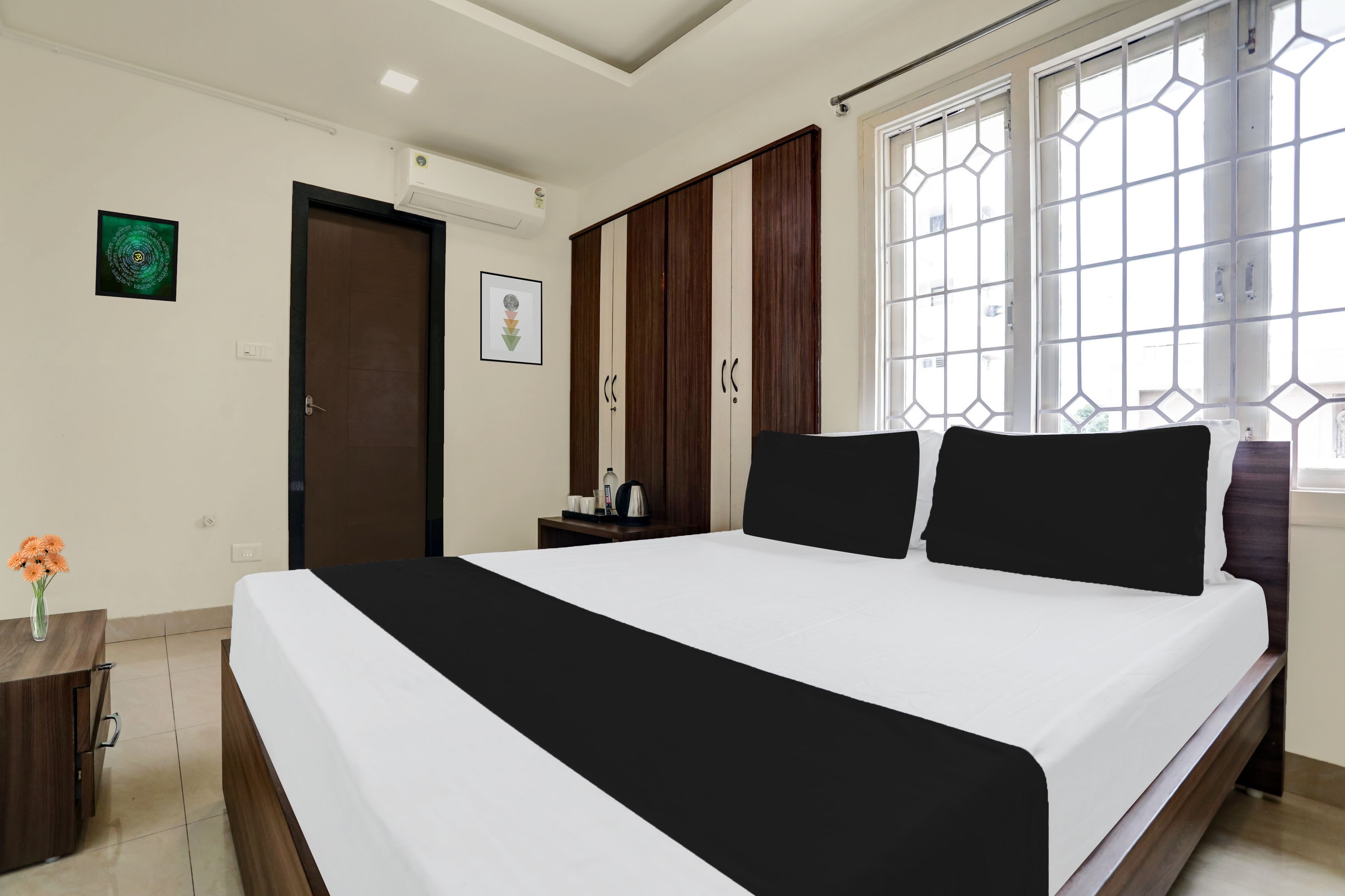 Hostels Near Jntu Kakinada