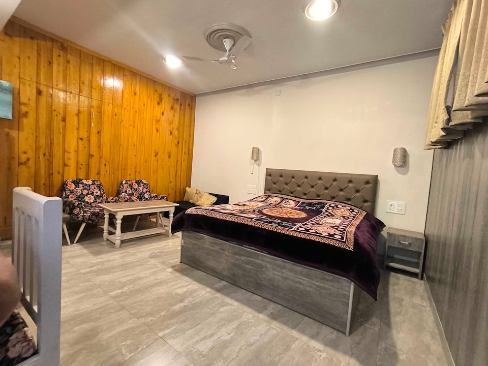 Hotel O Kash Home Stay, Nigeen lake cluster, Srinagar