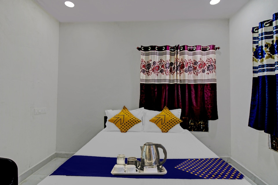 OYO 92940 Manav Service Apartment, Wadi Nagpur, Nagpur