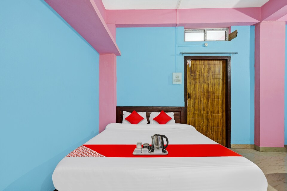 OYO 92942 Hotel S Moonshine, Hatigaon Guwahati, Guwahati