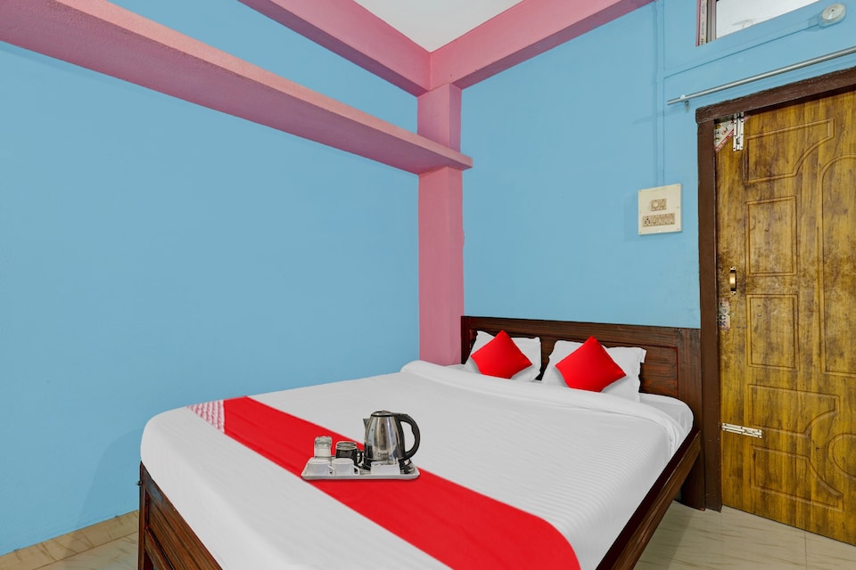 OYO 92942 Hotel S Moonshine, Hatigaon Guwahati, Guwahati