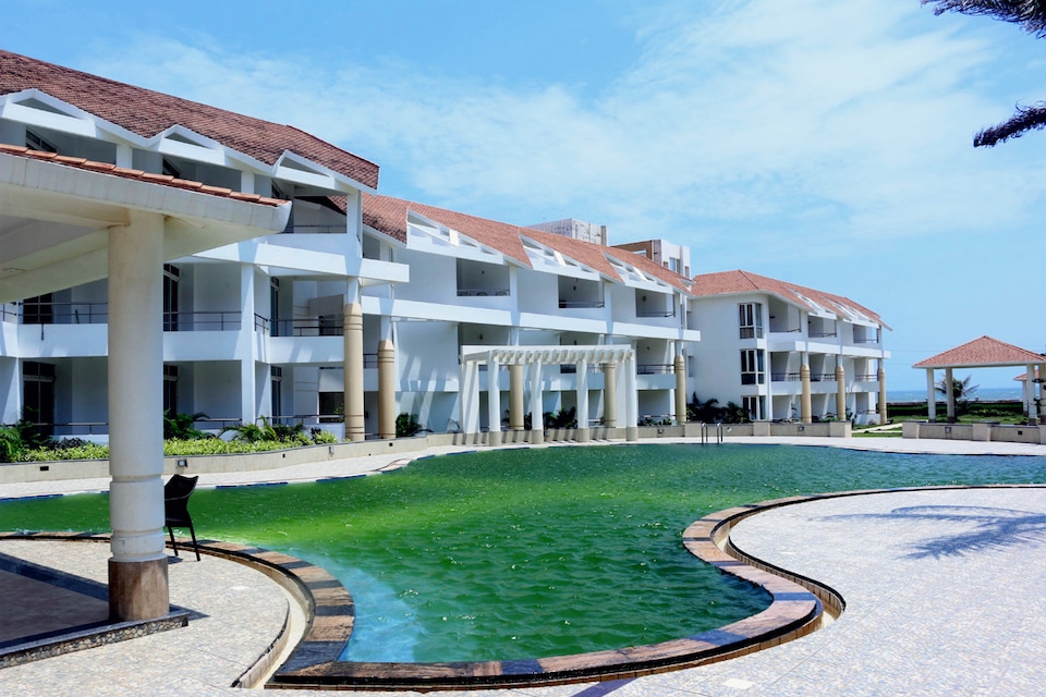 OYO 1530 Empires Hotel, Baliapanda Puri, Puri