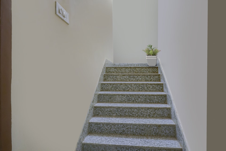 Hotel O Youth Hotel, Patna, Patna