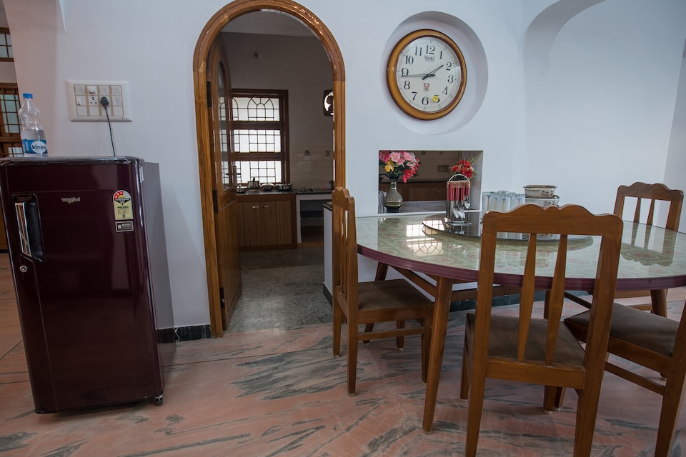OYO Home 12054 Modern 3bhk Near Boat House, Pondicherry City Centre, Pondicherry