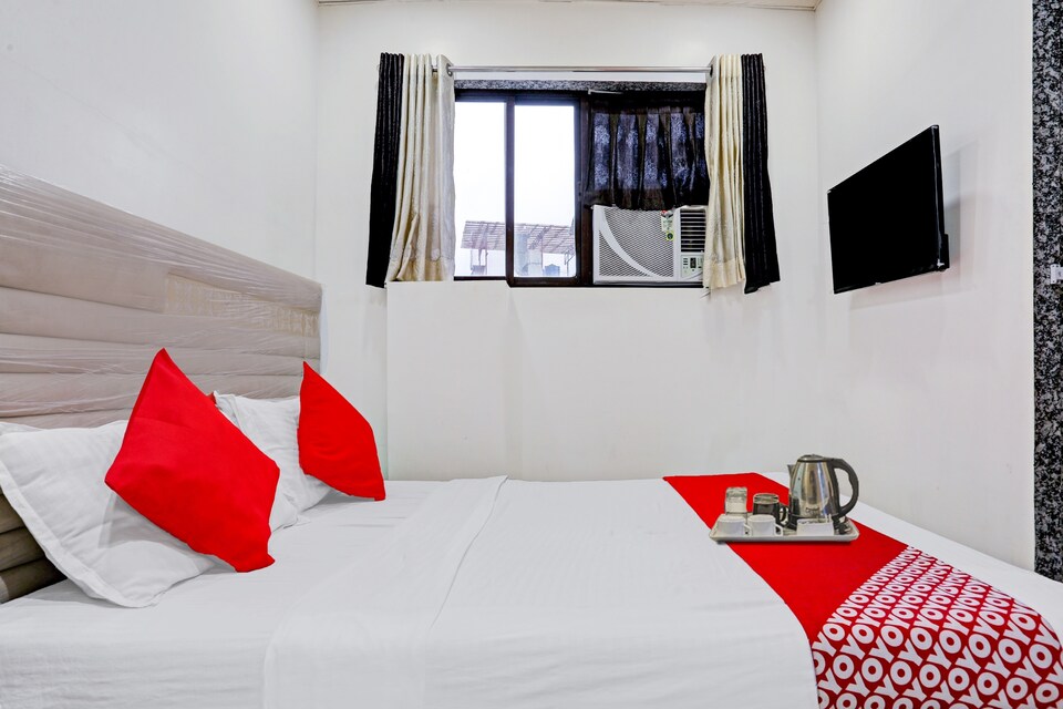 OYO Nirvana Lodging And Boarding, Mumbai- Kalyan-Bhiwandi- Badalapur, Mumbai