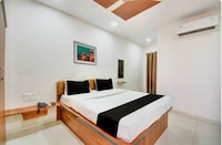 Hotel O Grand Executive 