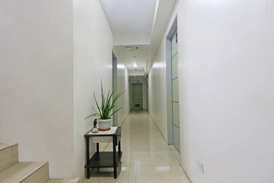 OYO 896 Silverio Suites, Paranaque Manila, Paranaque City
