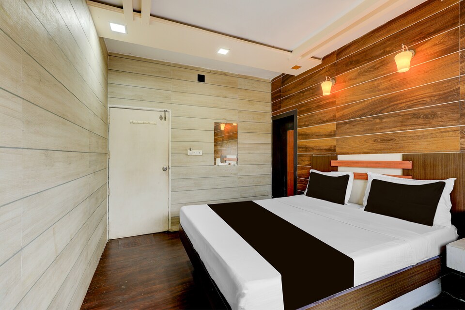 Hotel O Saffron, Porbandar, Porbandar