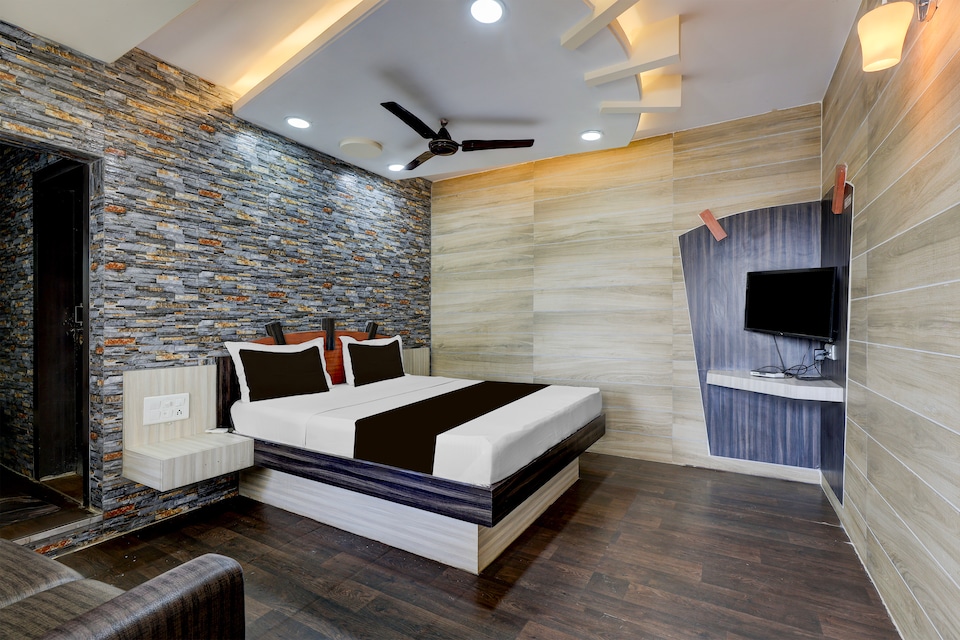 Hotel O Saffron, Porbandar, Porbandar