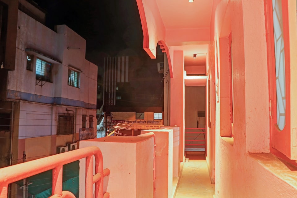 SPOT ON 93089 Sunrise Executive Lodge, Nanded, Nanded