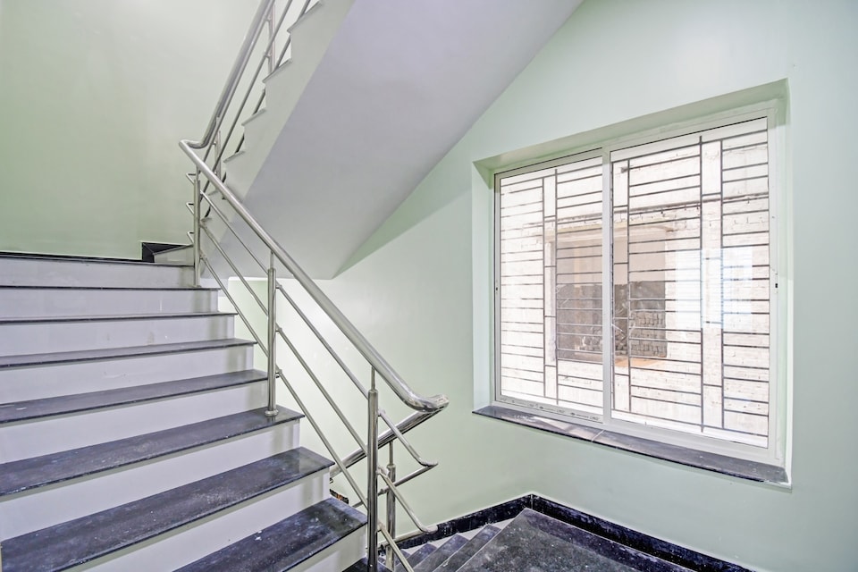 Hotel O Avro , New Town, Kolkata