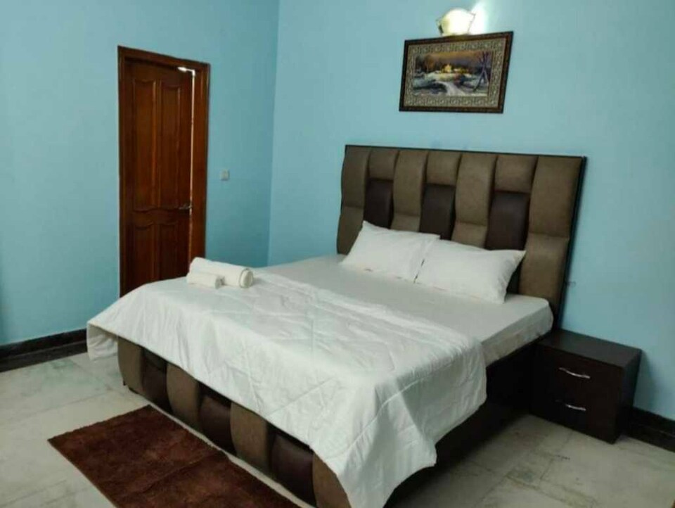 POP The Rock Redijanci Near Pvr Ansal Plaza Greater Noida, Greater Noida, Noida