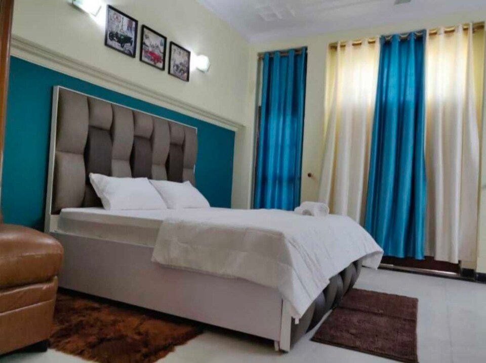 POP The Rock Redijanci Near Pvr Ansal Plaza Greater Noida, Greater Noida, Noida