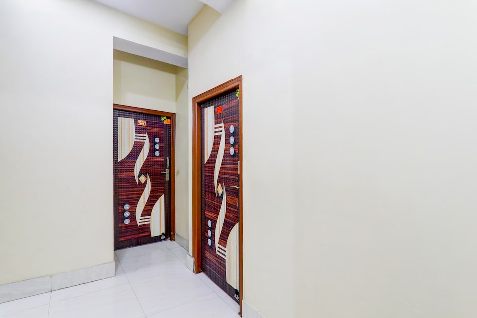 Hotel O The Pine & Dine, Gandhi Maidan Patna, Patna