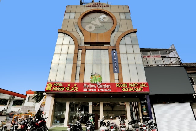 Townhouse Jp Grand Near Mayapuri Chowk