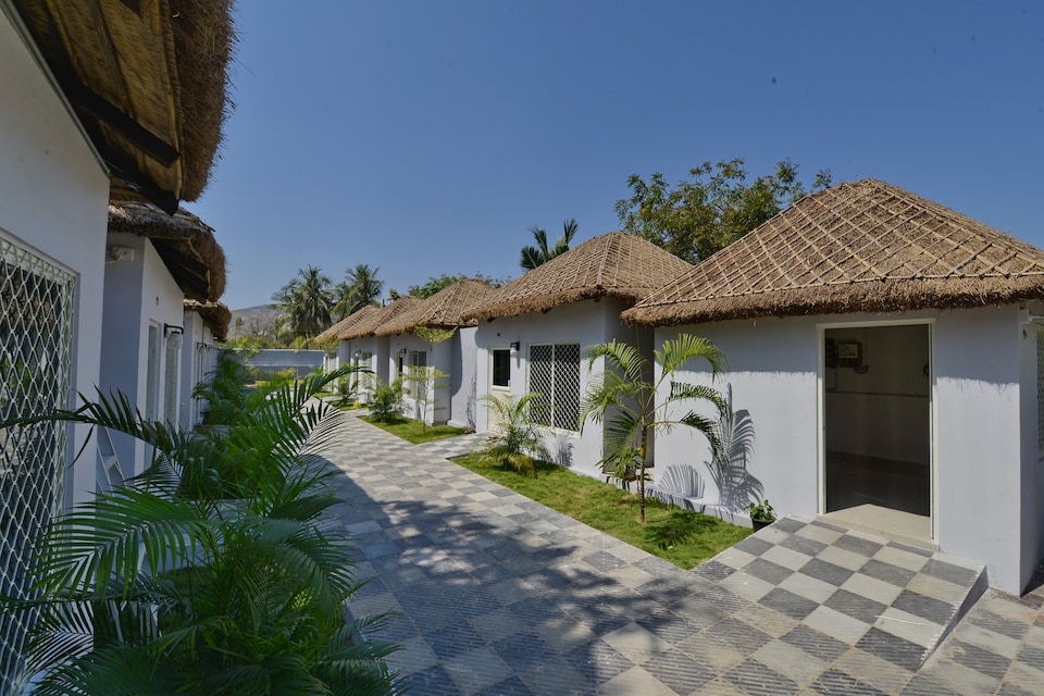 OYO 12084 Bay Paradise, Beach Side Visakhapatnam, Visakhapatnam