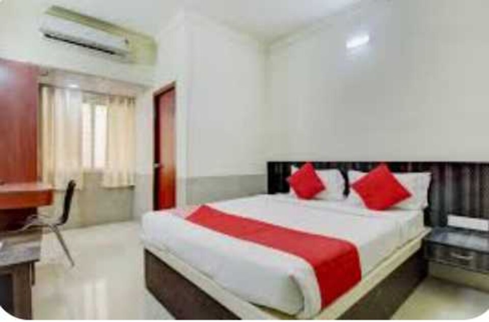 OYO Hotel, Suratgarh, Suratgarh