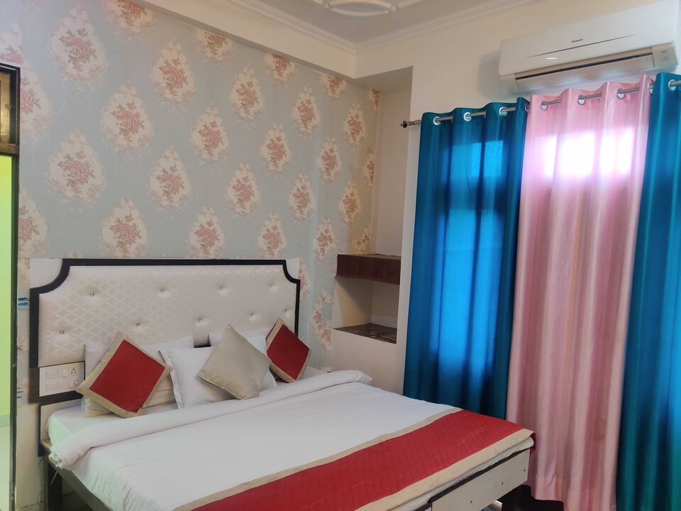 OYO Radhey Hotel , Amer, Jaipur