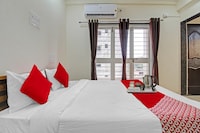 Hotel O White House