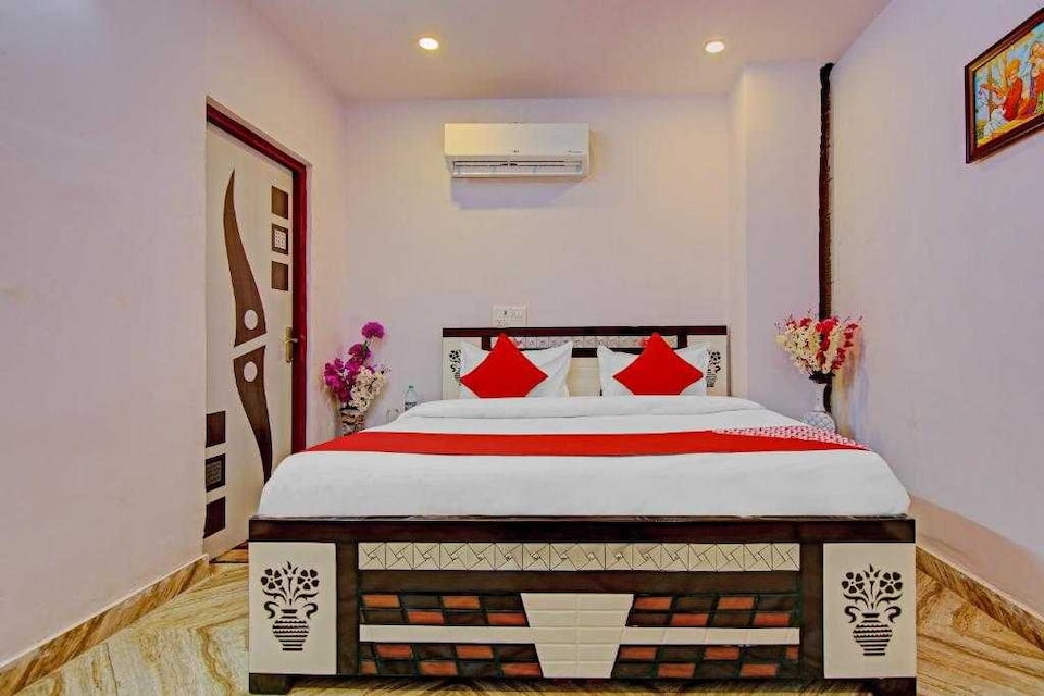 OYO 93305 Shaurya Guest House, Dwarka Delhi, Delhi