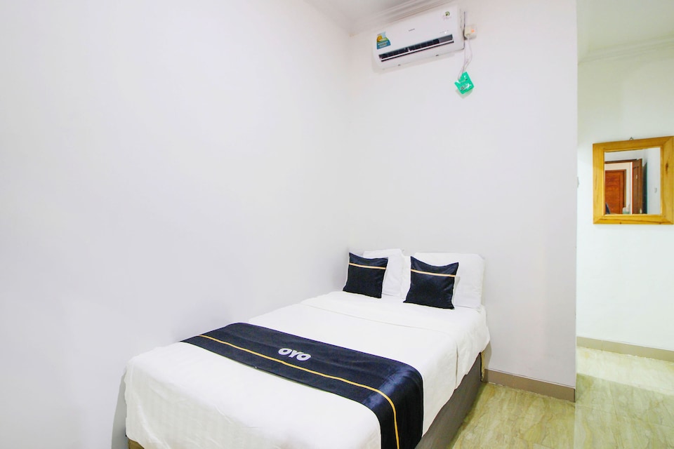 Collection O 91605 Nexdeco House Homestay Syariah, Solo, Solo
