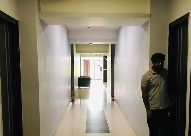 OYO Townhouse 1100 Hotel Royal Stay Near Akshardham