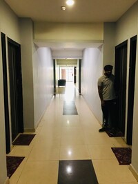 OYO Townhouse 1100 Hotel Royal Stay Near Akshardham