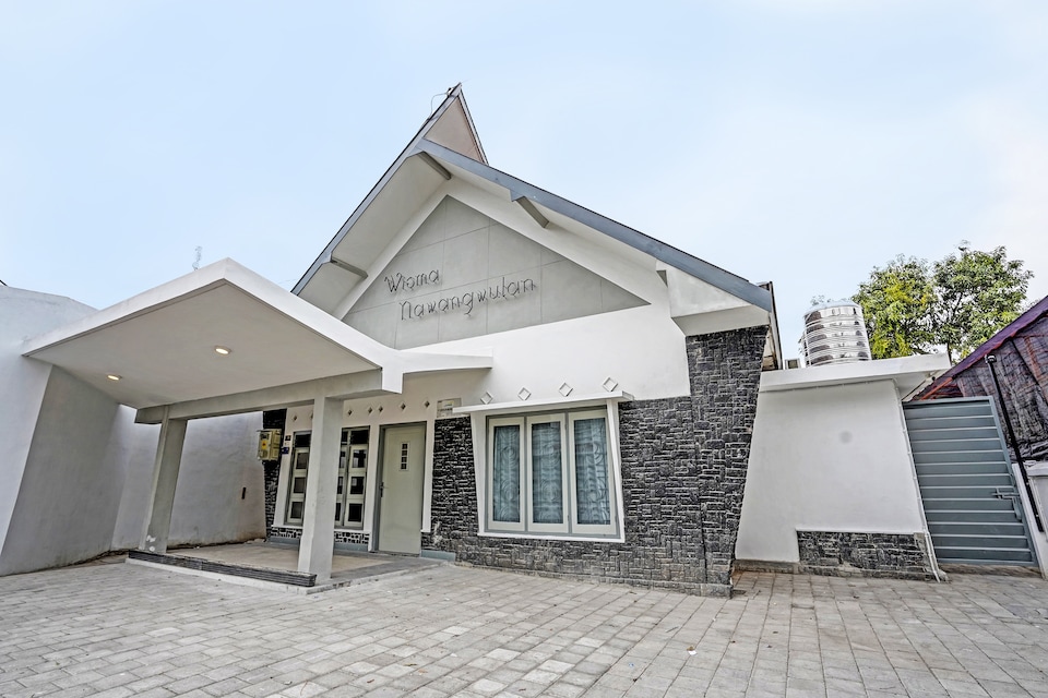 Super OYO 91618 Hotel Nawangwulan, Blitar, Blitar