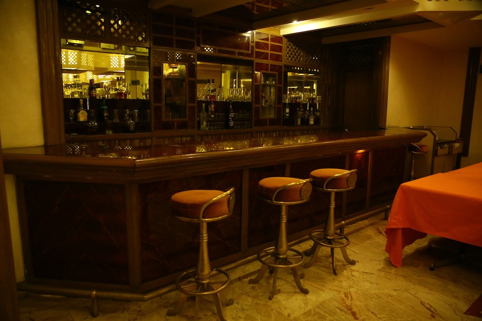 Collection O 93385 Hotel President, Madhya Marg Chandigarh, Chandigarh