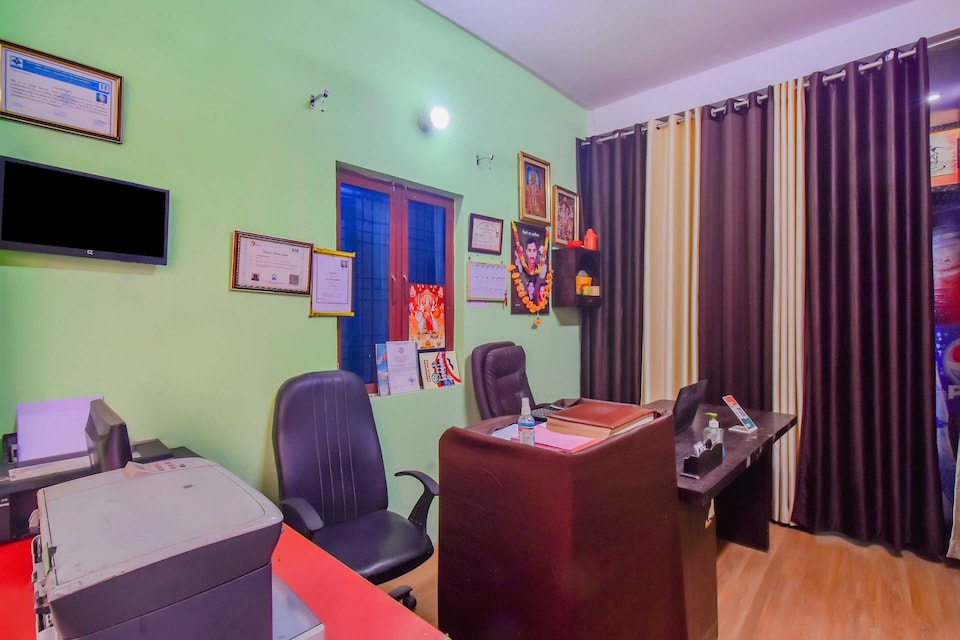 OYO 93406 Samant Homestay, Selaqui Dehradun, Dehradun