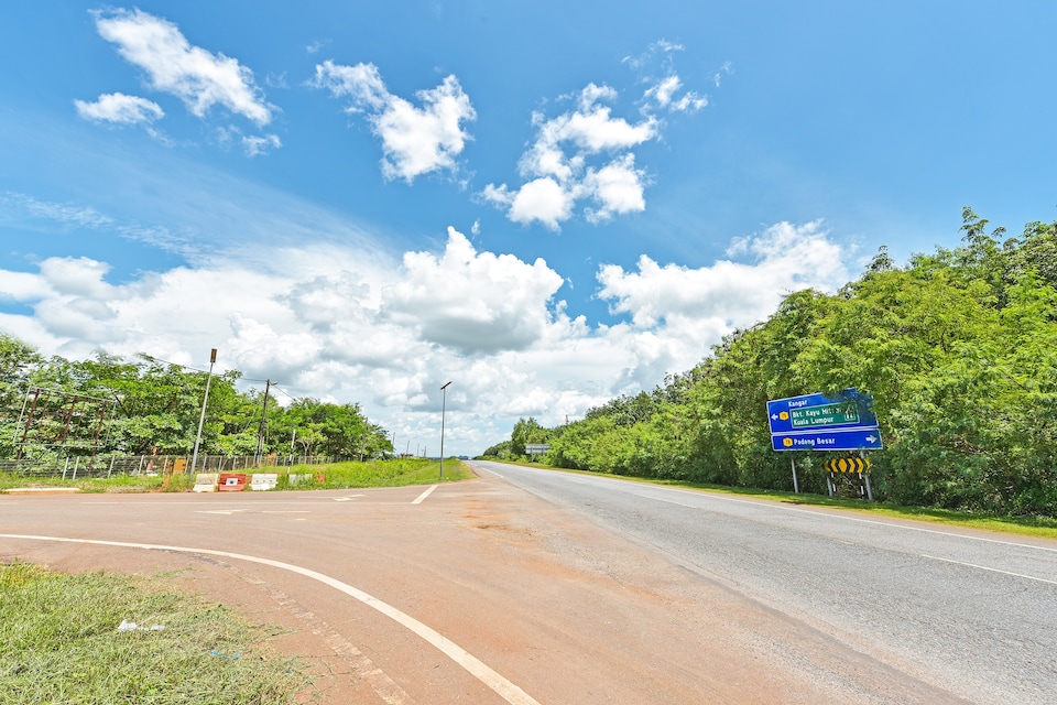 Capital O 90614 Cvia Ummul Hotel , Padang Besar, Padang Besar