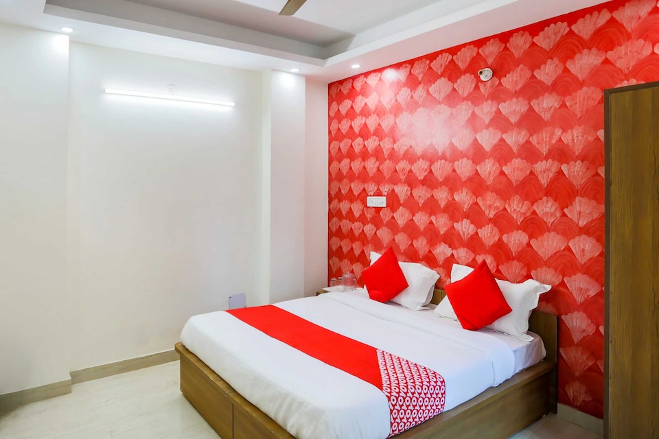 HOTEL O KEVISH STAY , Airport Delhi, Delhi Transit