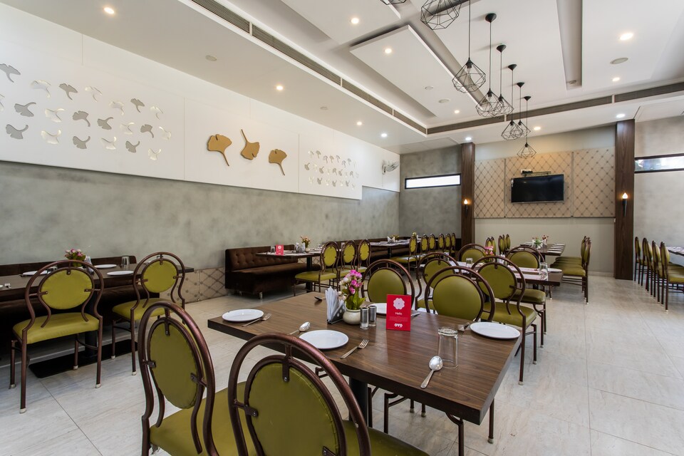 OYO 1535 Hotel Bee Town, Rajender Nagar, Indore