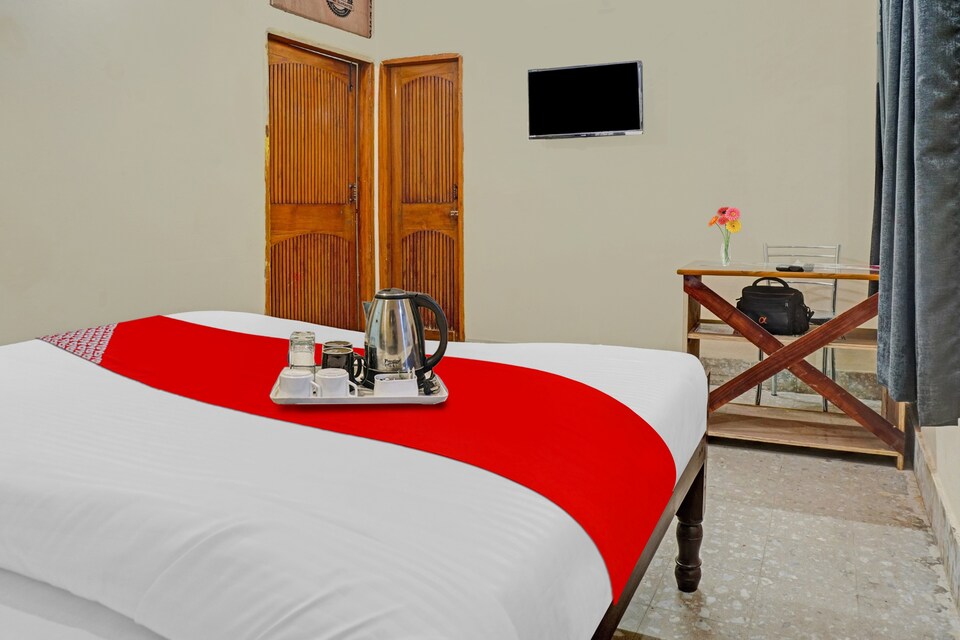 Flagship Happy Stay, Bailey Road, Patna