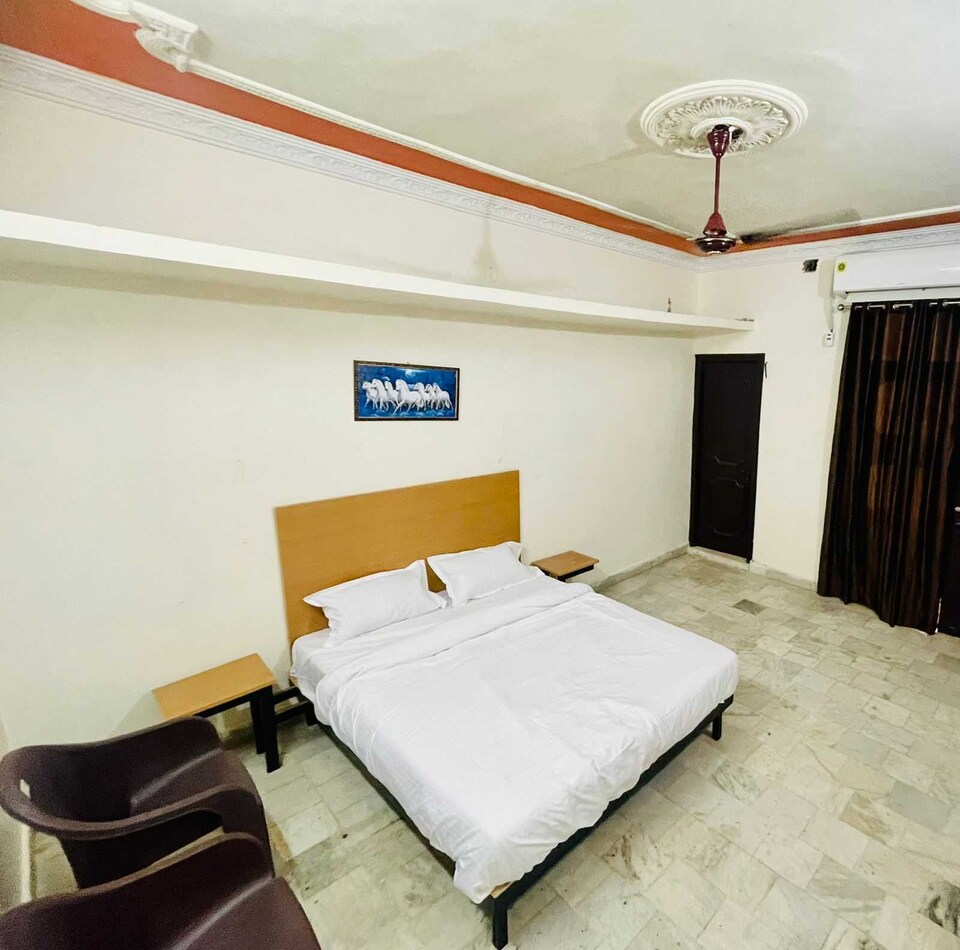 OYO 93521 Skyinn, Meerut, Meerut