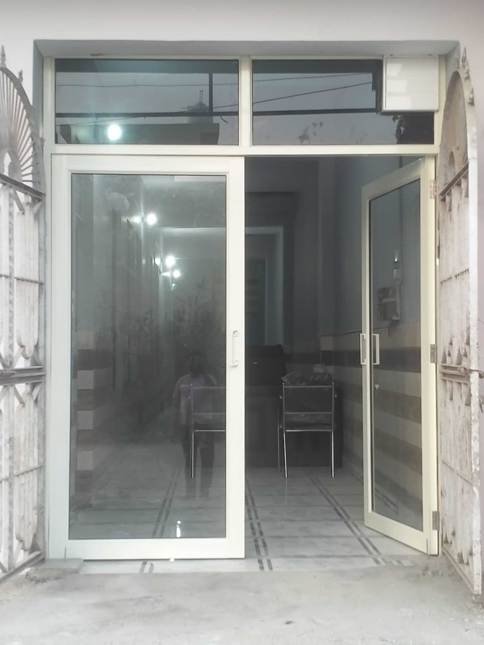 OYO 93554 Red Rose Hotel & Restaurant, Meerut, Meerut