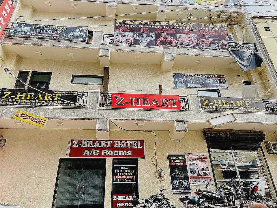 Hotel O Z-heart 2 Near Tughlakabad Station Metro Station, Okhla Jasola Delhi, Delhi