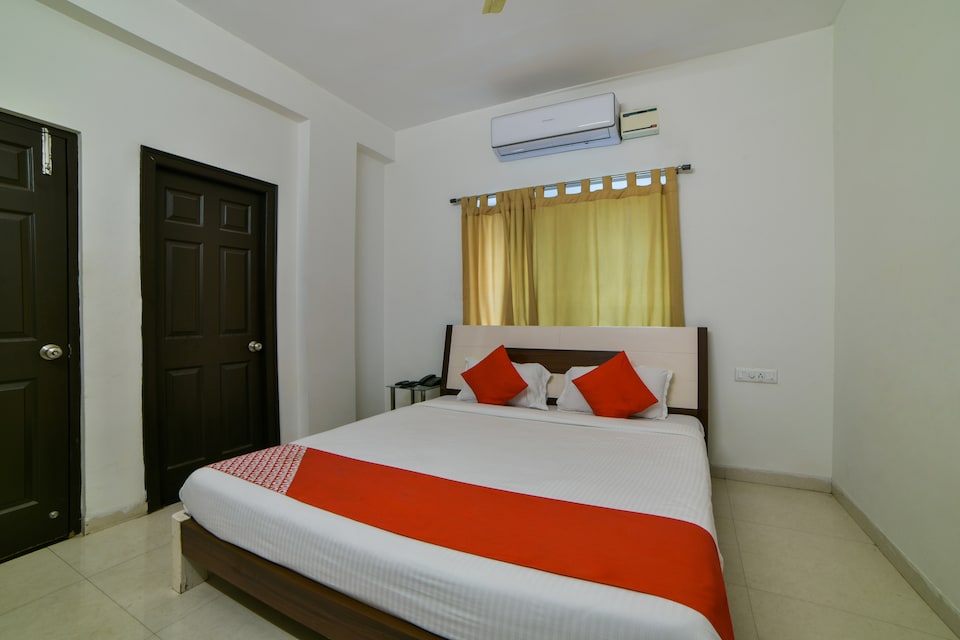 OYO 12146 Flora Vihaan, Financial District, Hyderabad