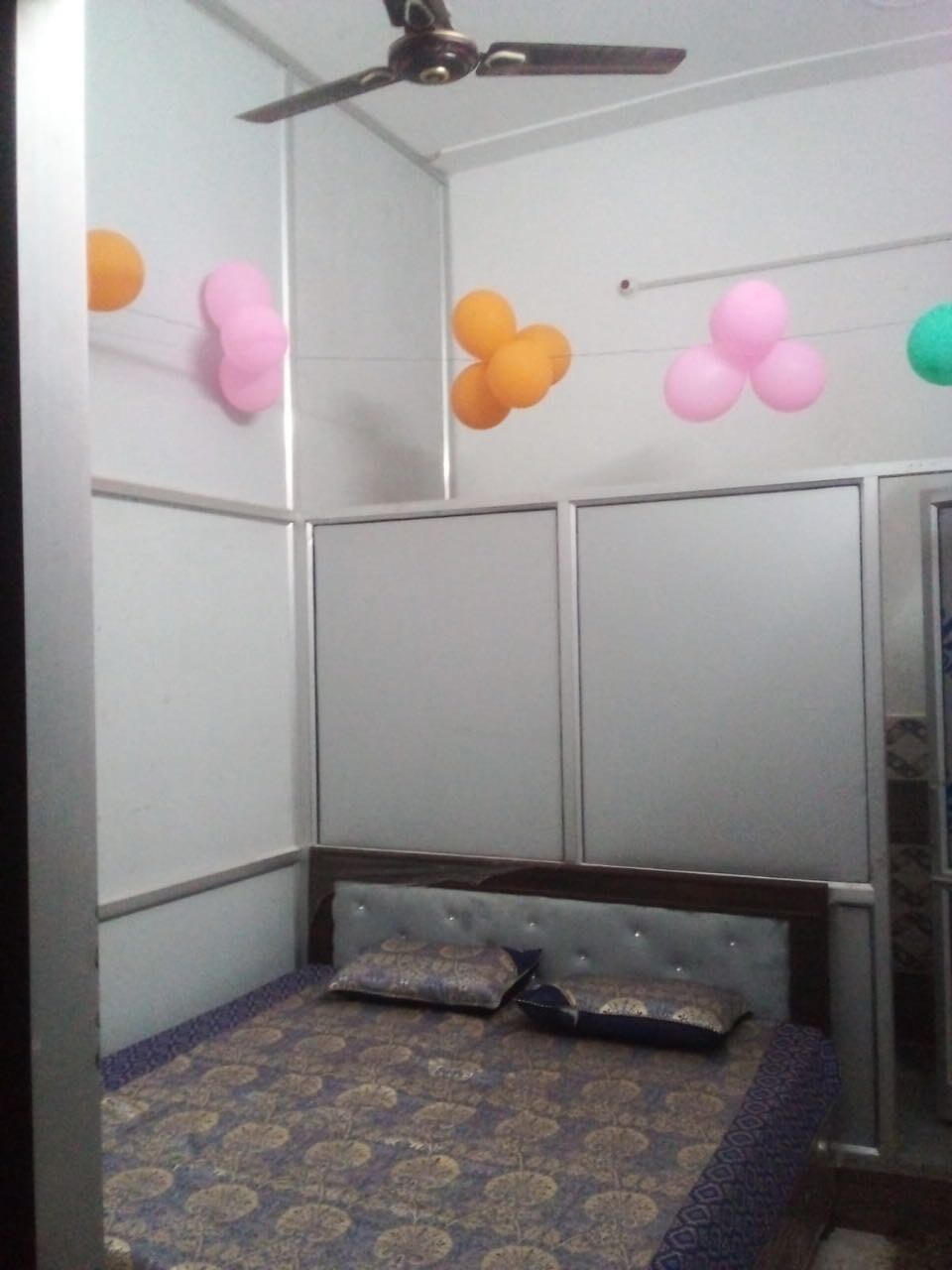 OYO 93569 Hotel Galaxy, Siyana, Siyana