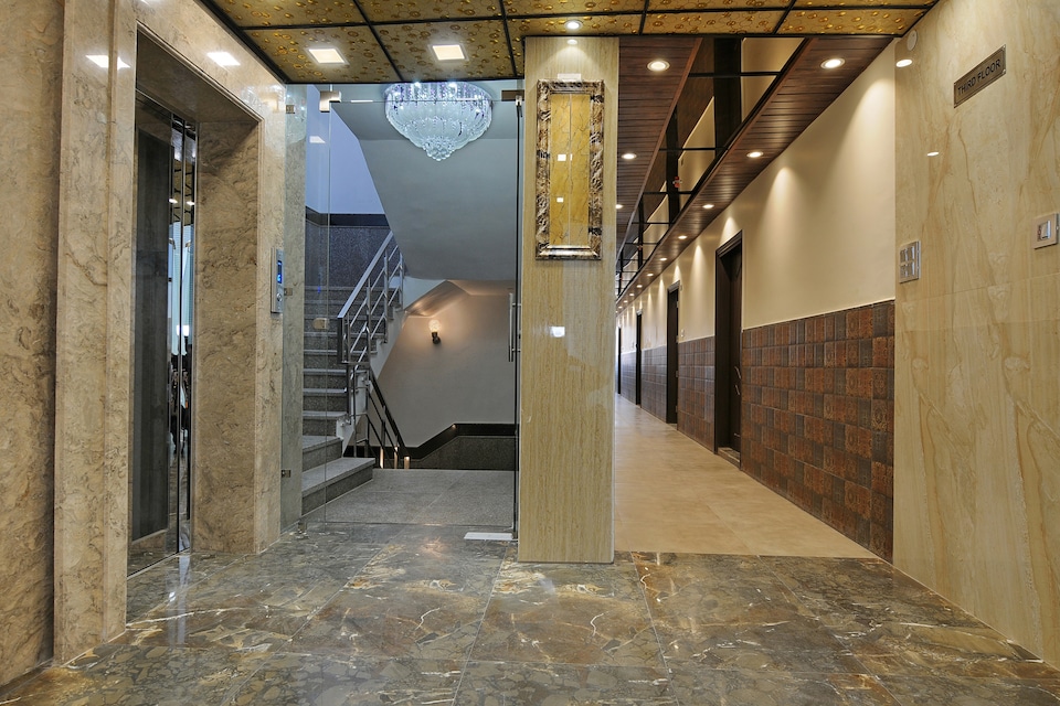 Hotel O Flyover Inn, Pitampura - Rohini Delhi, Delhi